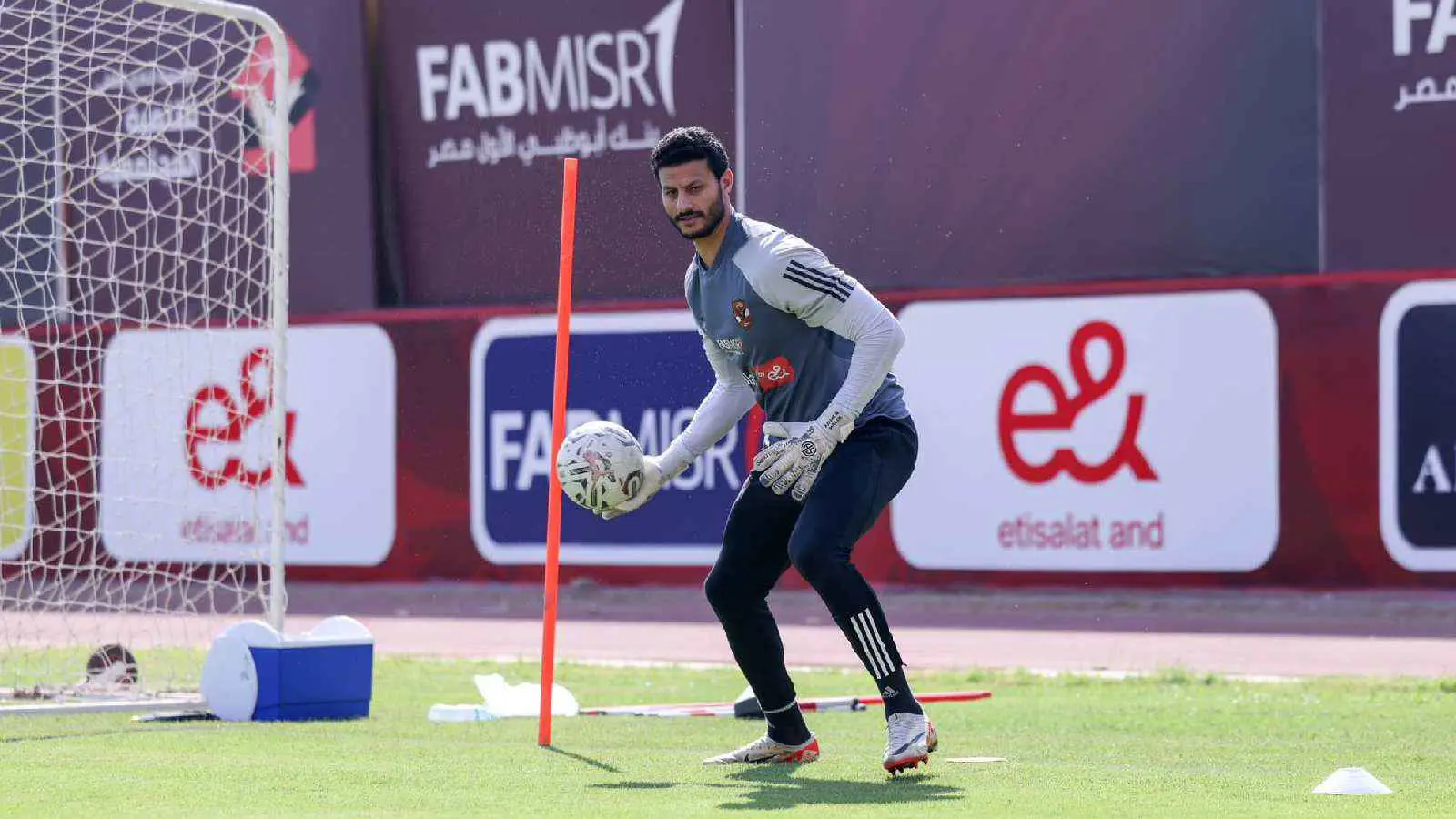 محمد الشناوي: رفضت نصف مليار جنيه من النصر السعودي (فيديو)