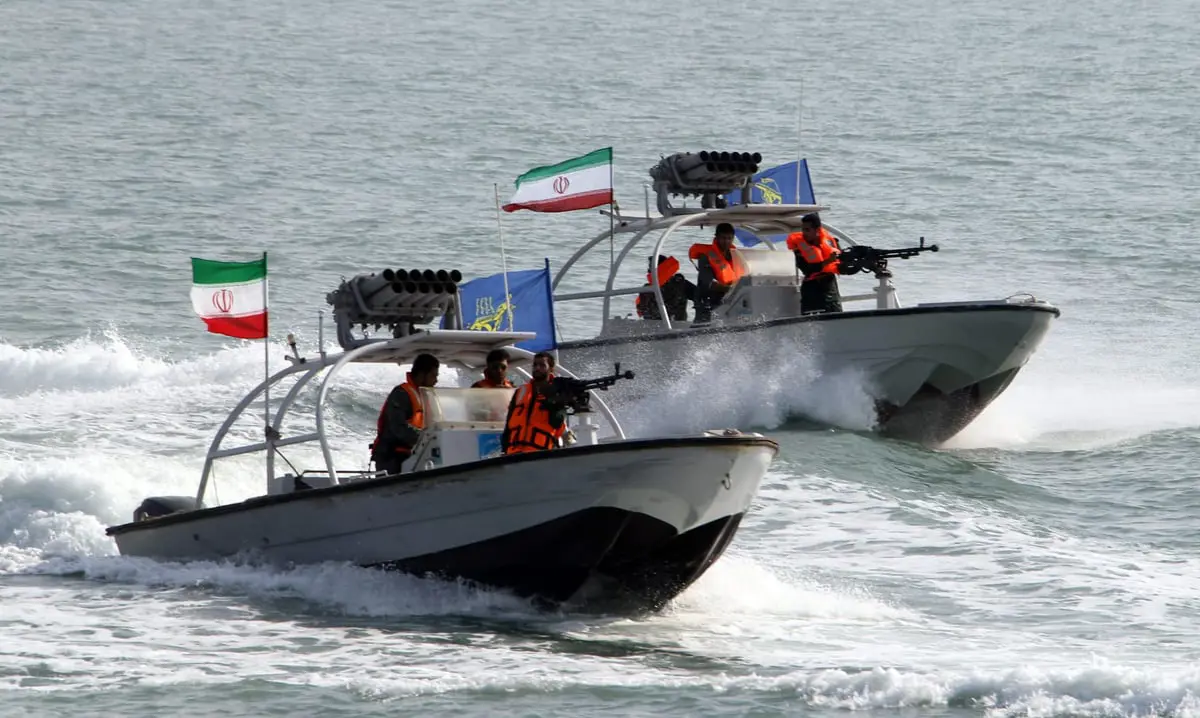 البحرية الأمريكية: إيران احتجزت ناقلة نفط في خليج عُمان