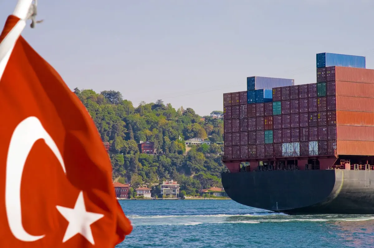 ارتفاع الصادرات يقلص العجز التجاري في تركيا بـ32.6 %   

