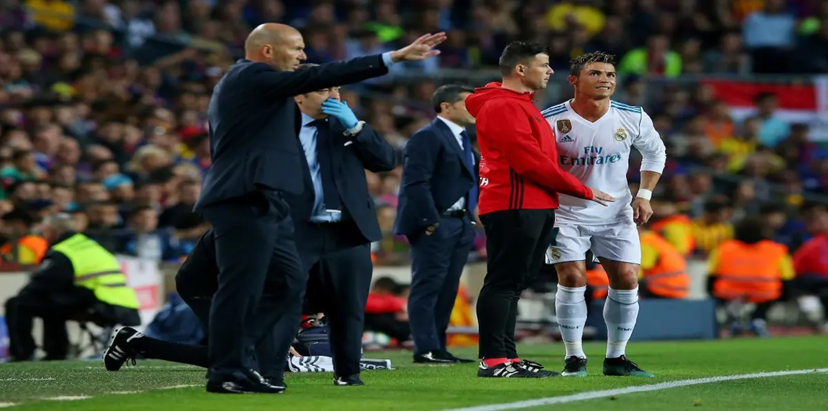 ماذا قال زيدان عن مشاركة كريستيانو رونالدو في نهائي دوري أبطال أوروبا ورأيه في محمد صلاح؟