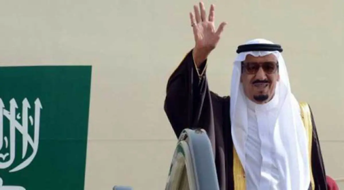 آل الأحمر  يوجهون رسالة للملك سلمان فاجأت التحالف والشعب اليمني