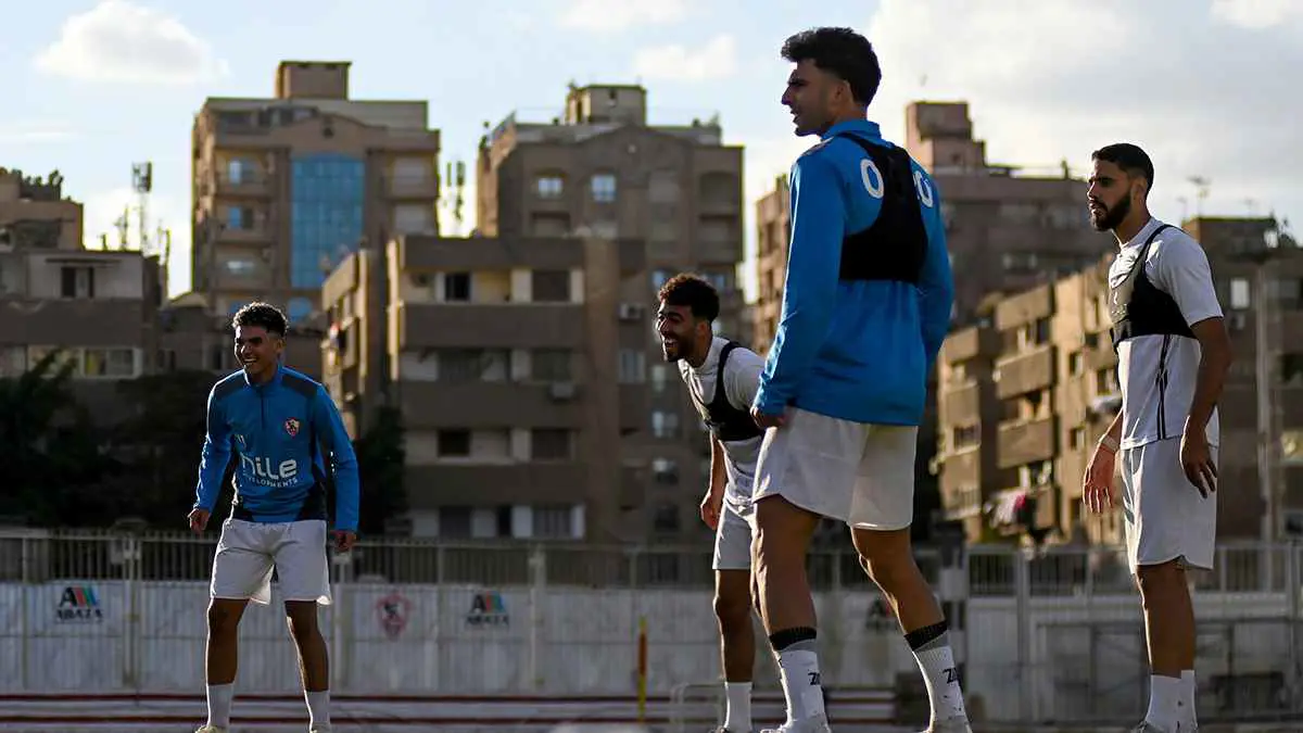 تفاصيل الاتفاق المثير.. زيزو يجدد ولاءه لنادي الزمالك