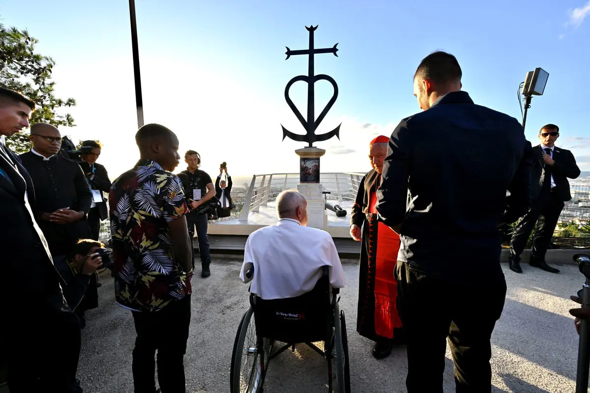 البابا: عرقلة إنقاذ المهاجرين في البحر "لفتة كراهية"