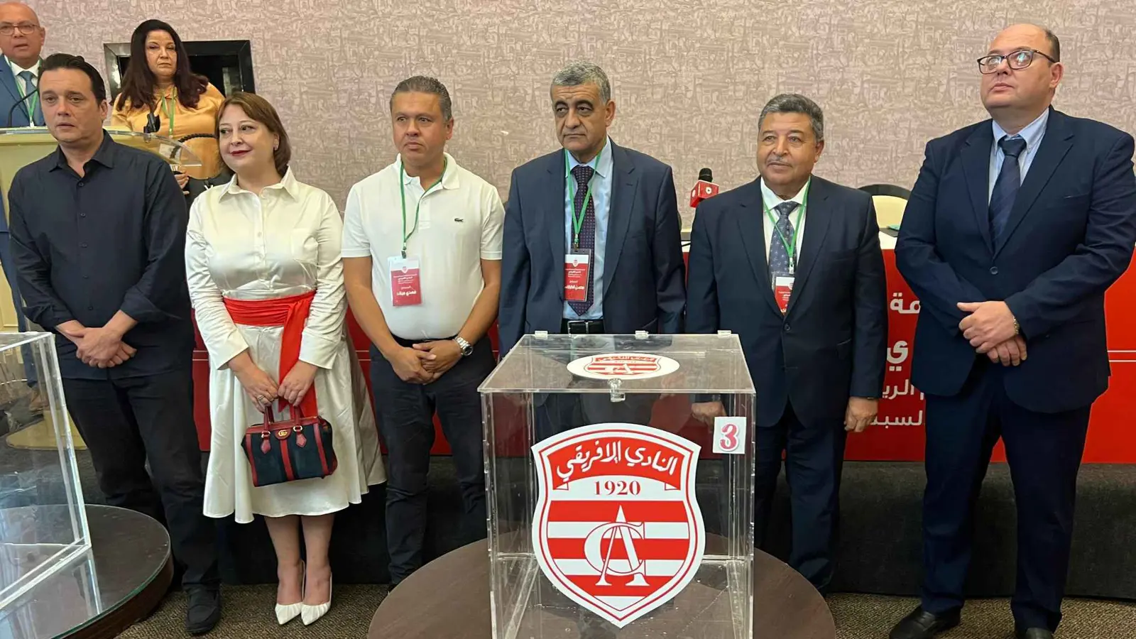رسميا.. جماهير الإفريقي التونسي تنتخب محسن الطرابلسي رئيسا جديدا حتى 2027