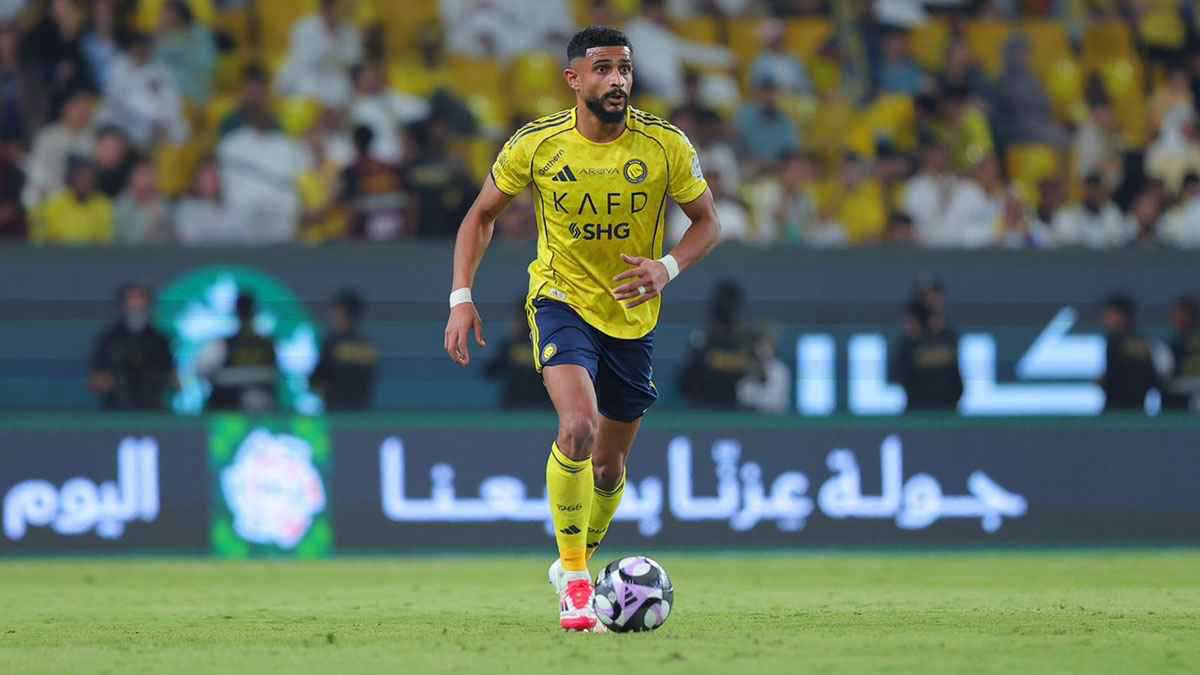 تحول مذهل.. الاتحاد السعودي يقدم عرضا خرافيا لنجم النصر عبد الإله العمري 