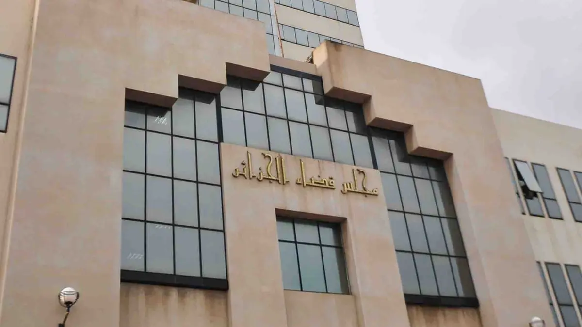 الجزائر.. أحكام بإعدام 38 من المتورطين بقتل جمال بن إسماعيل