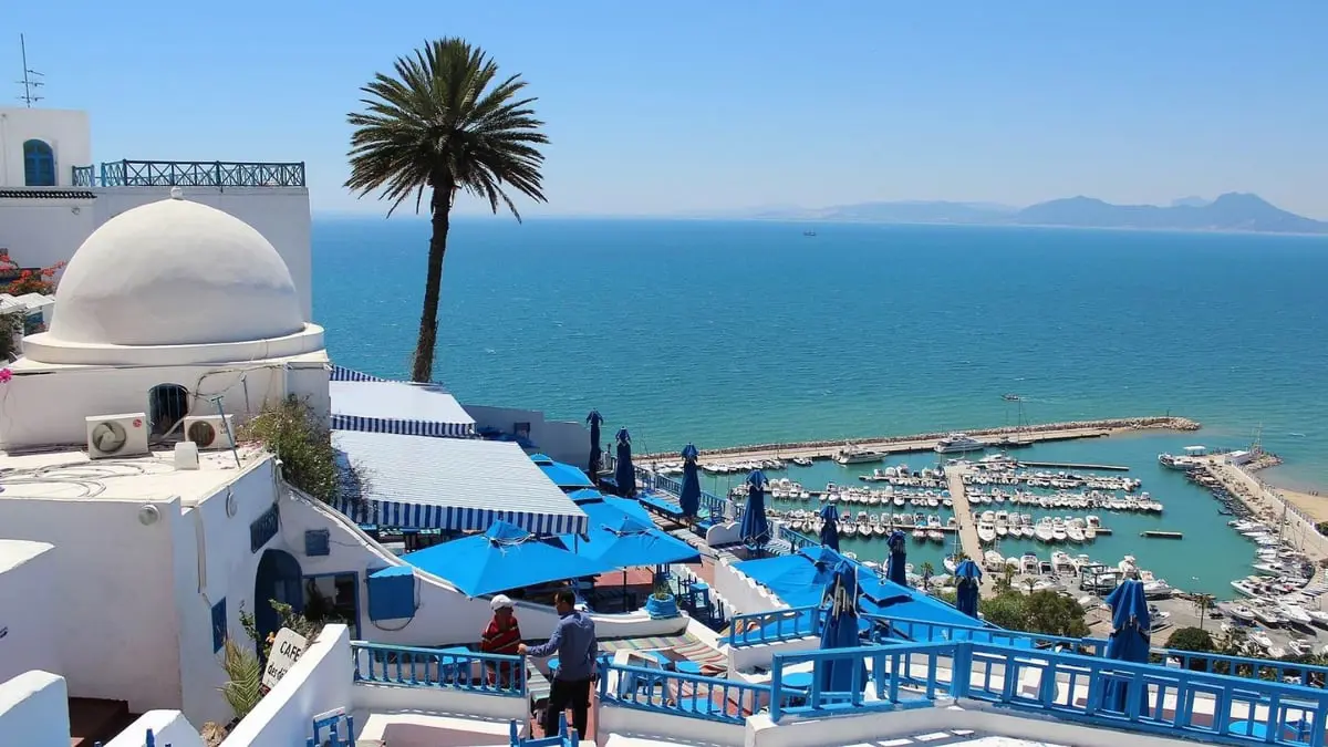 تونس.. ارتفاع عائدات السياحة 60.3% حتى 20 أبريل

