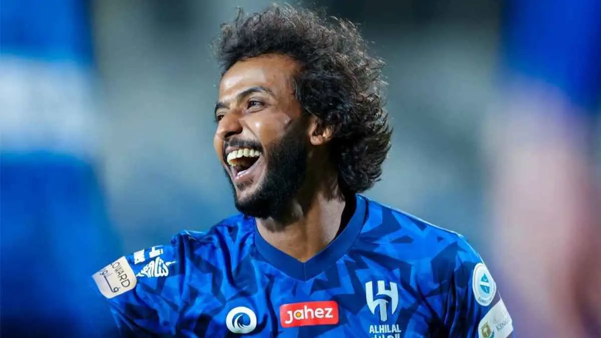 القادسية السعودي يخطف نجم الهلال ياسر الشهراني