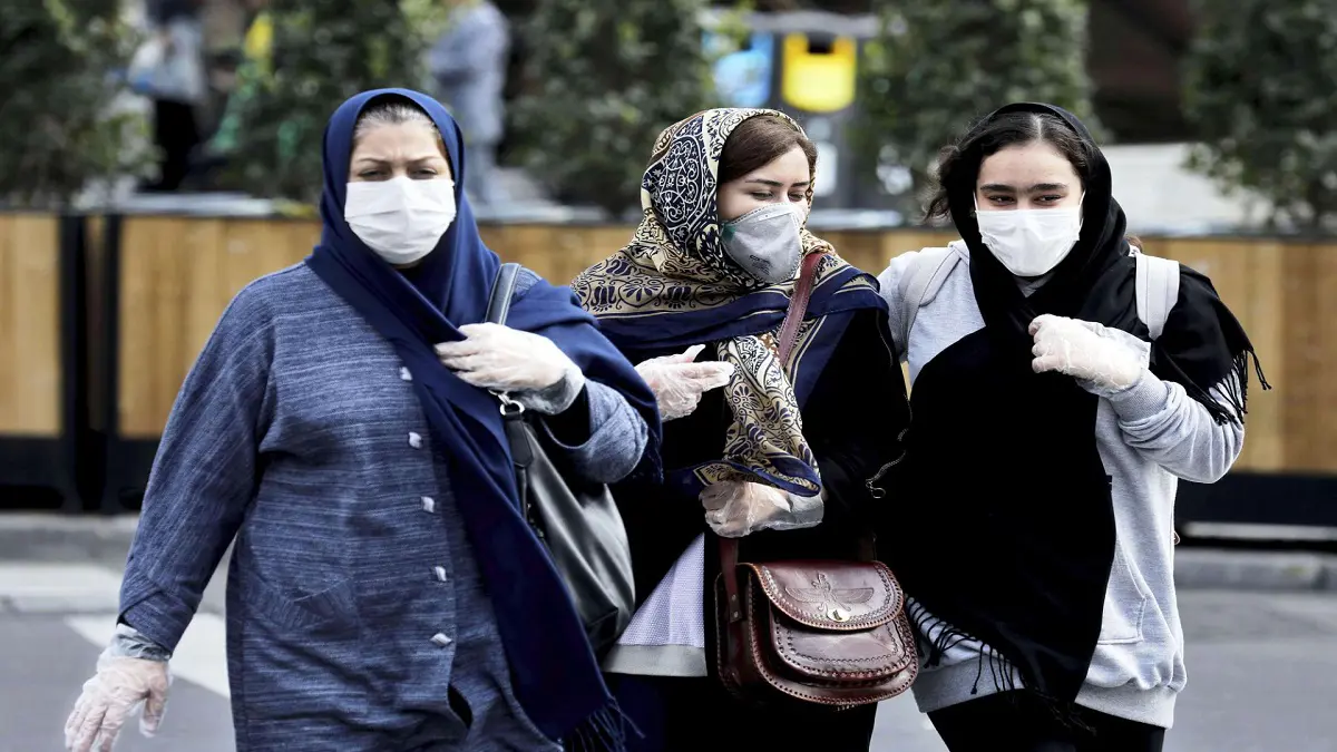 رغم تفشي "كورونا" في إيران .. ضبط مخازن سرية لملايين الكمامات