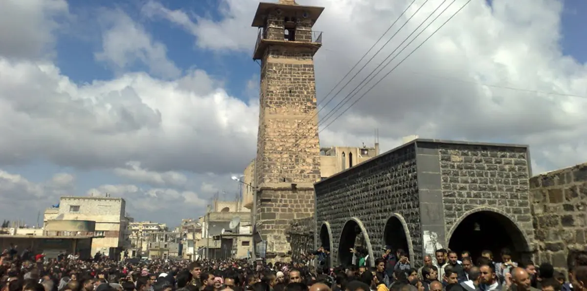 المسجد العمري في درعا.. "رمز الاحتجاجات" يسقط بيد الجيش السوري