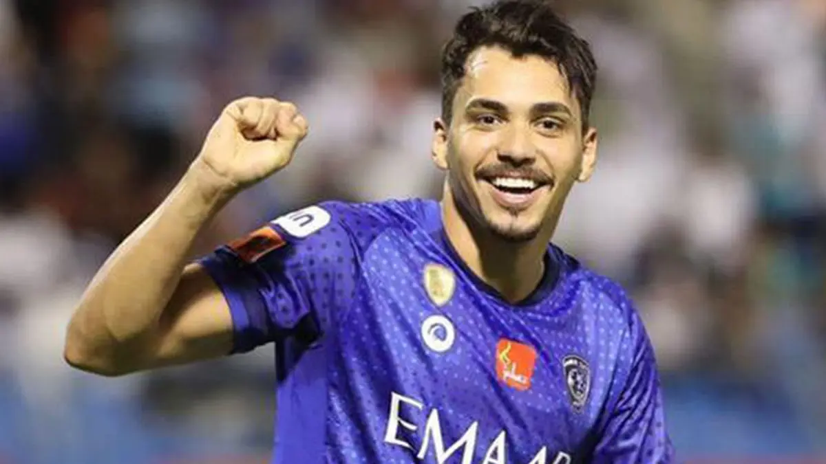 تقارير: نادي الهلال السعودي يجدد عقد كارلوس إدواردو حتى 2021