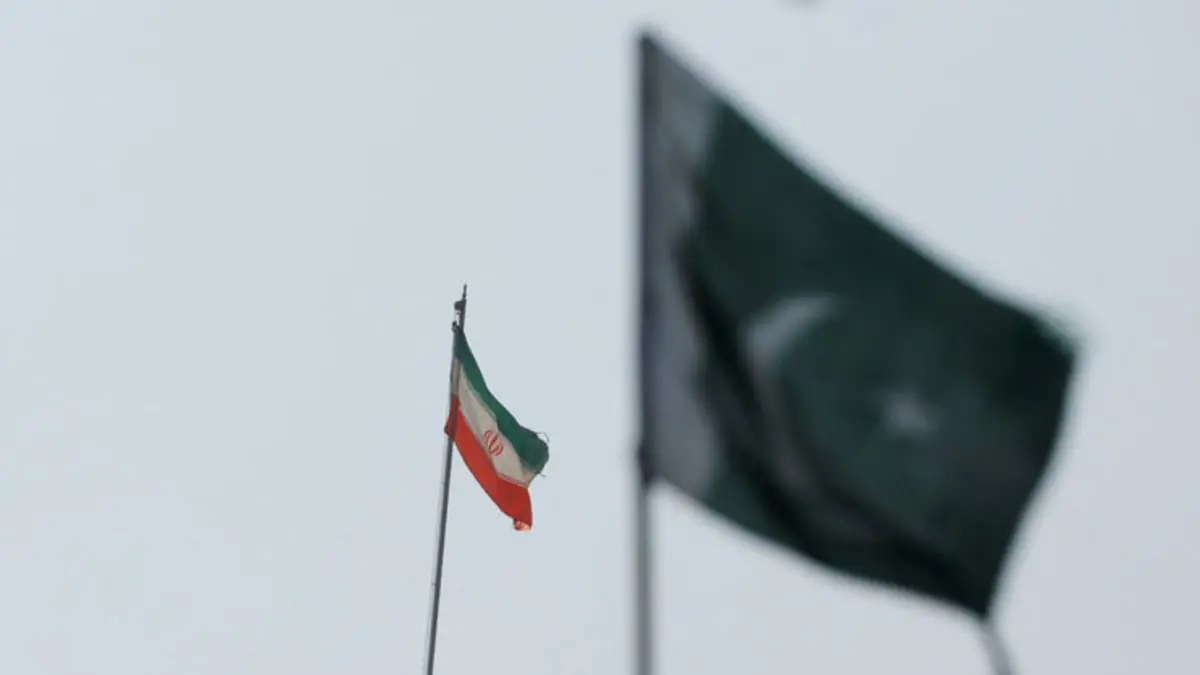 "واشنطن بوست": التوتر بين باكستان وإيران يهدد الاستقرار الإقليمي
