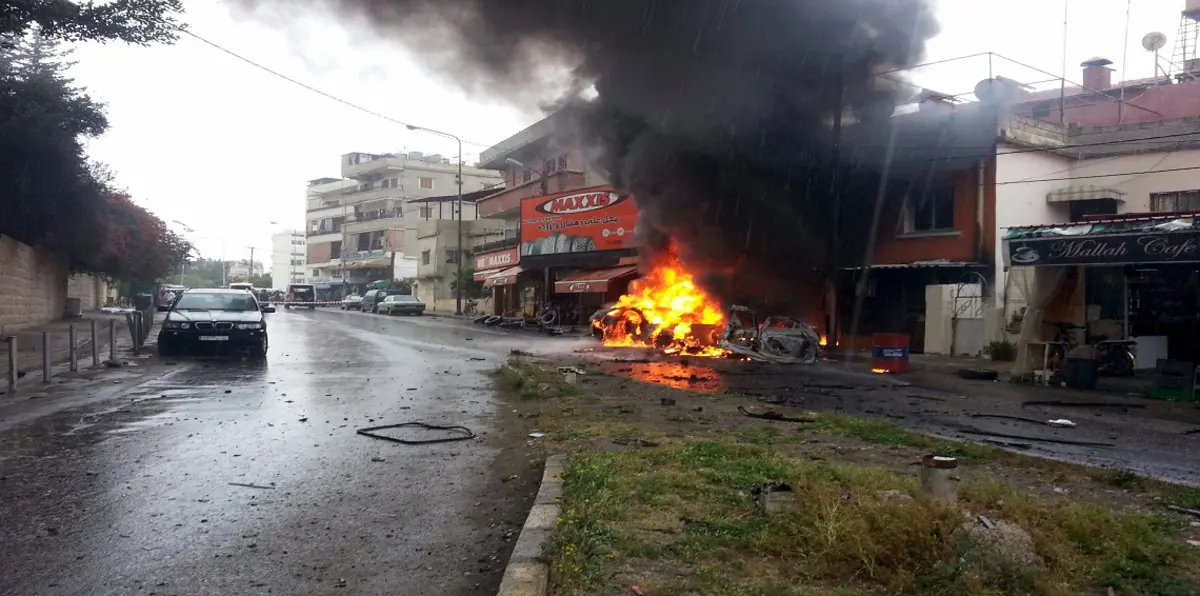حماس تؤكد إصابة أحد كوادرها بتفجير سيارته جنوبي لبنان (فيديو وصور)
