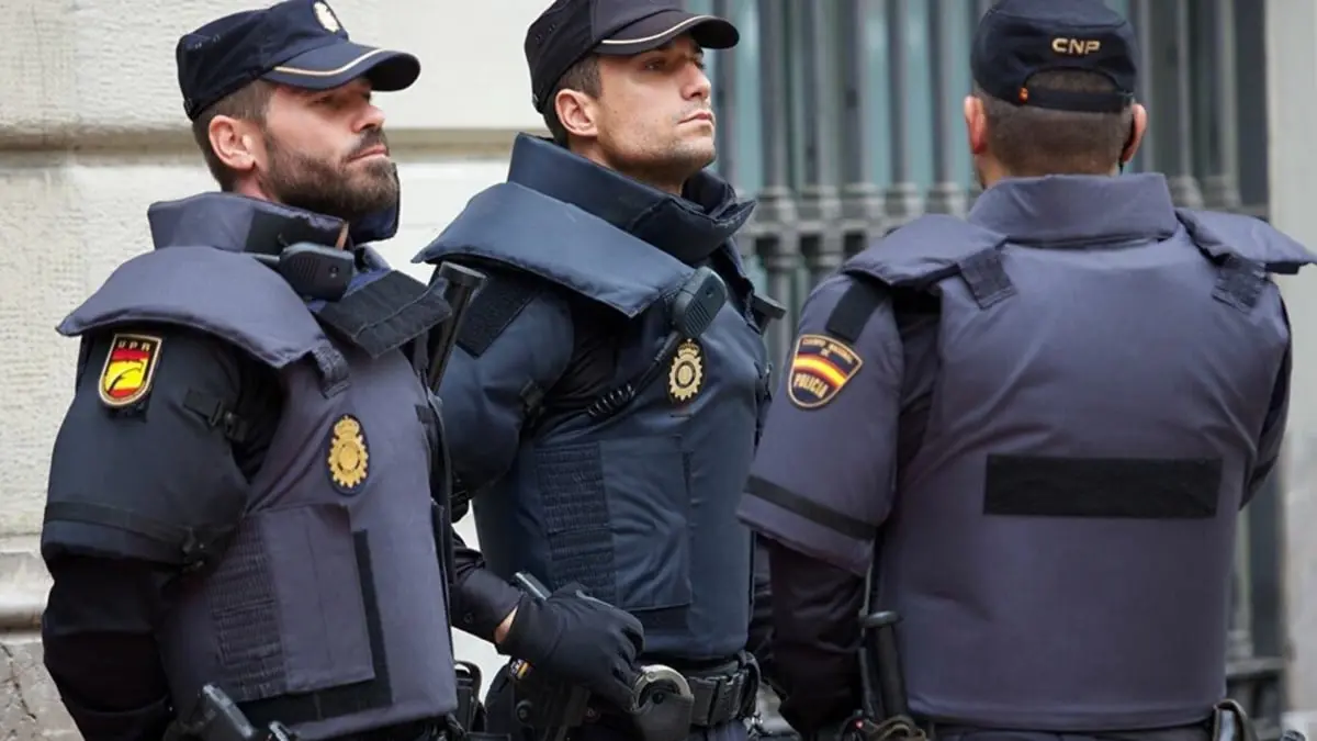 توقيف تاجر مخدرات في عصابة "موكرو مافيا" في إسبانيا
