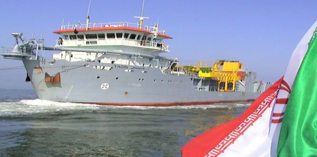 وكالة: إيران تنشر سفينتين حربيتين قبالة ساحل اليمن في خليج عدن‎