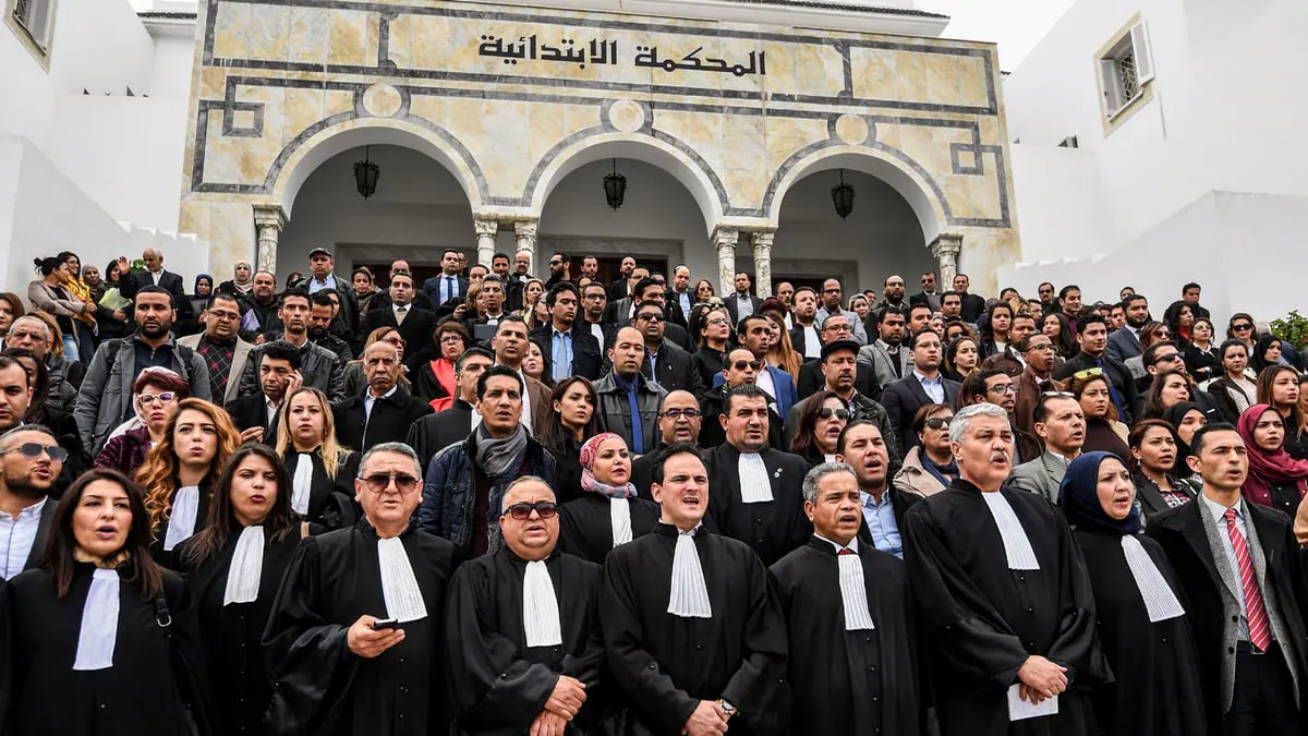 قضاة تونس يلوحون بتصعيد جديد ضد الرئيس سعيّد