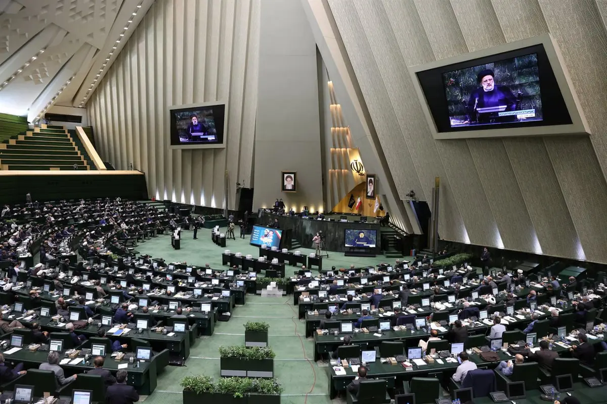 اختراق موقع البرلمان الإيراني ومنظومته الإلكترونية