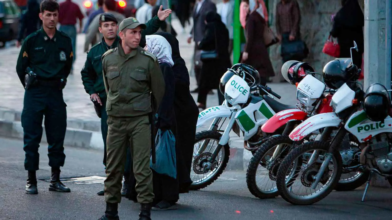 إيران تعلن تفكيك خلية "داعشية" خططت لهجمات انتحارية في عيد النوروز