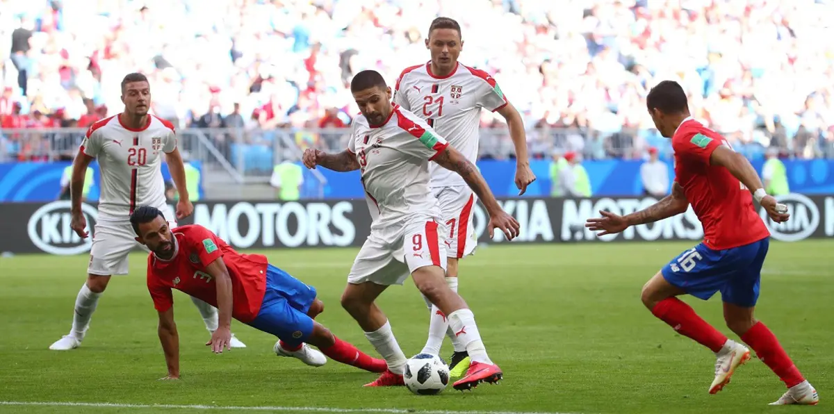 كولاروف يقود المنتخب الصربي لفوز ثمين على كوستاريكا في كأس العالم (فيديو)