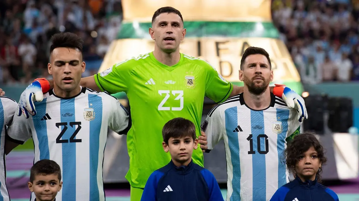 مارتينيز حارس الأرجنتين: تحدثت مع طبيب نفسي بعد الخسارة أمام السعودية