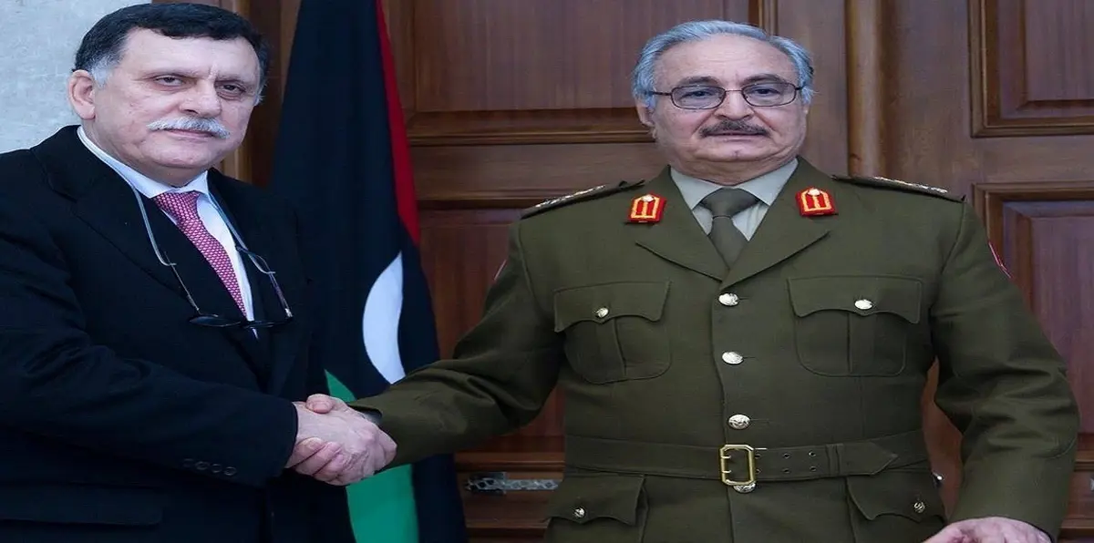 صحيفة تشكك في إمكانية عقد قمة بين حفتر والسراج في باريس