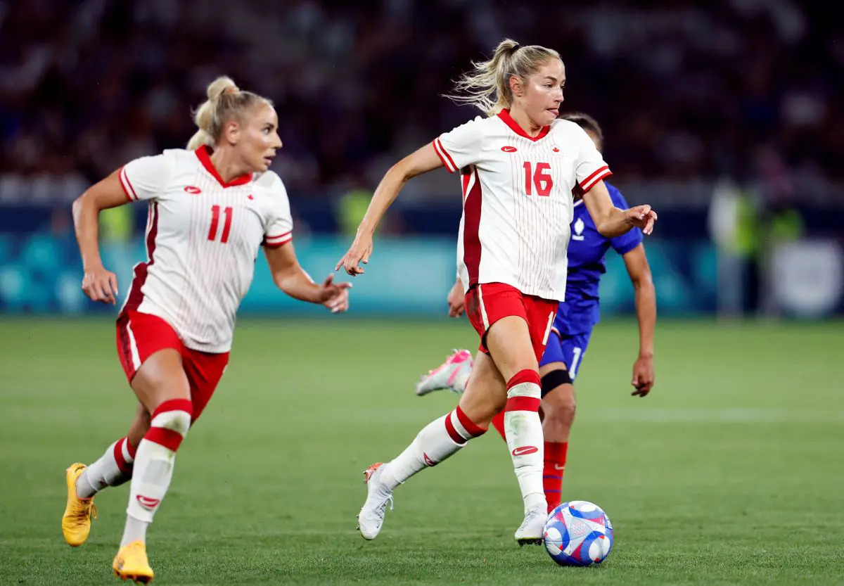 منتخب سيدات كندا