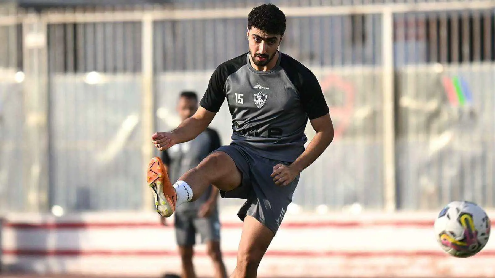 زياد كمال لاعب وسط الزمالك