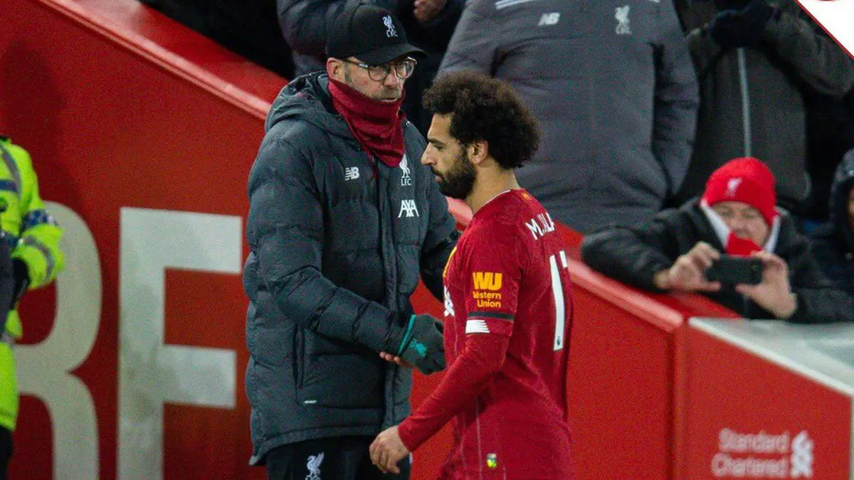 مهاجم ليفربول السابق يوجه انتقادات حادة لمحمد صلاح