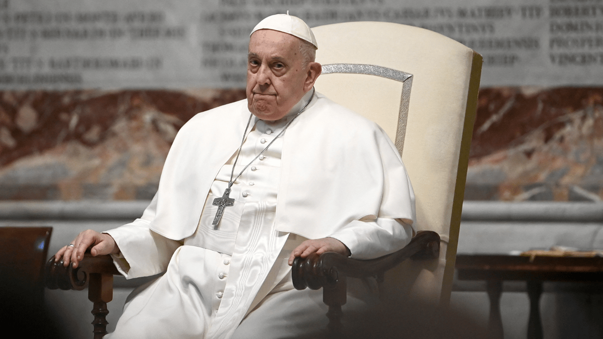 بابا الفاتيكان فرنسيس يعلق على احتمال استقالته
