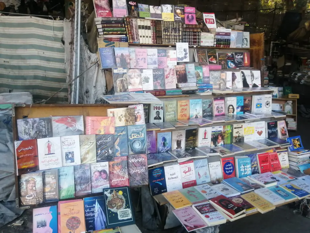 بسطات الكتب في دمشق لم تعد مكتبات للفقراء (صور)