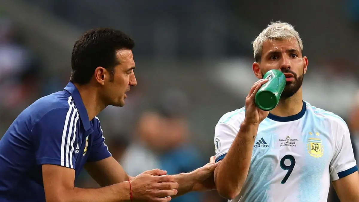 أغويرو يحلم بالانضمام للطاقم التدريبي لمنتخب الأرجنتين في كأس العالم 2022
