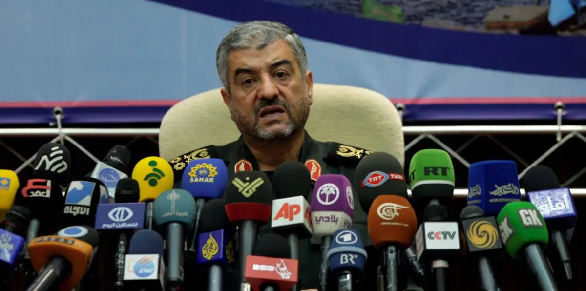 قائد الحرس الثوري الإيراني يظهر لأول مرة على قناة الحوثيين