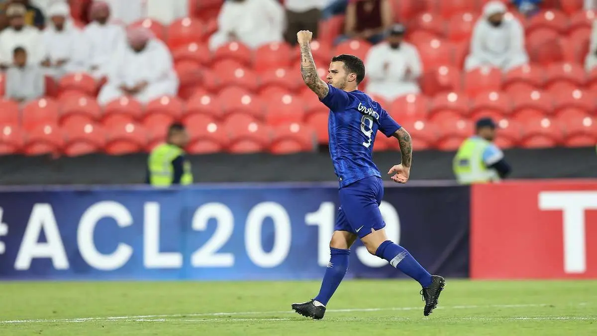 بعد إعلان رغبته العودة لإيطاليا: جيوفينكو مهاجم نادي الهلال السعودي قريب من بارما