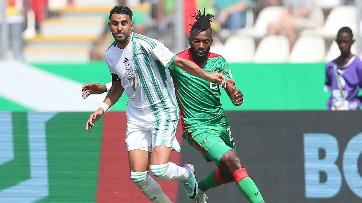 منتخب الجزائر يقتنص تعادلا ثمينا من بوركينا فاسو في أمم أفريقيا