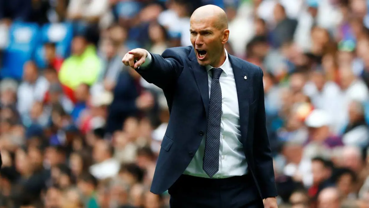 تحذير شديد اللهجة من زيدان لنجوم ريال مدريد قبل مباراة إيبار بالدوري الإسباني