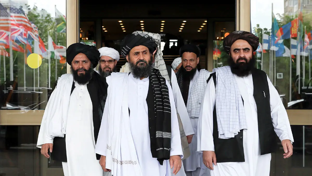 تراشق على "تويتر" بين طالبان وأمريكا وسط تصاعد العنف في أفغانستان