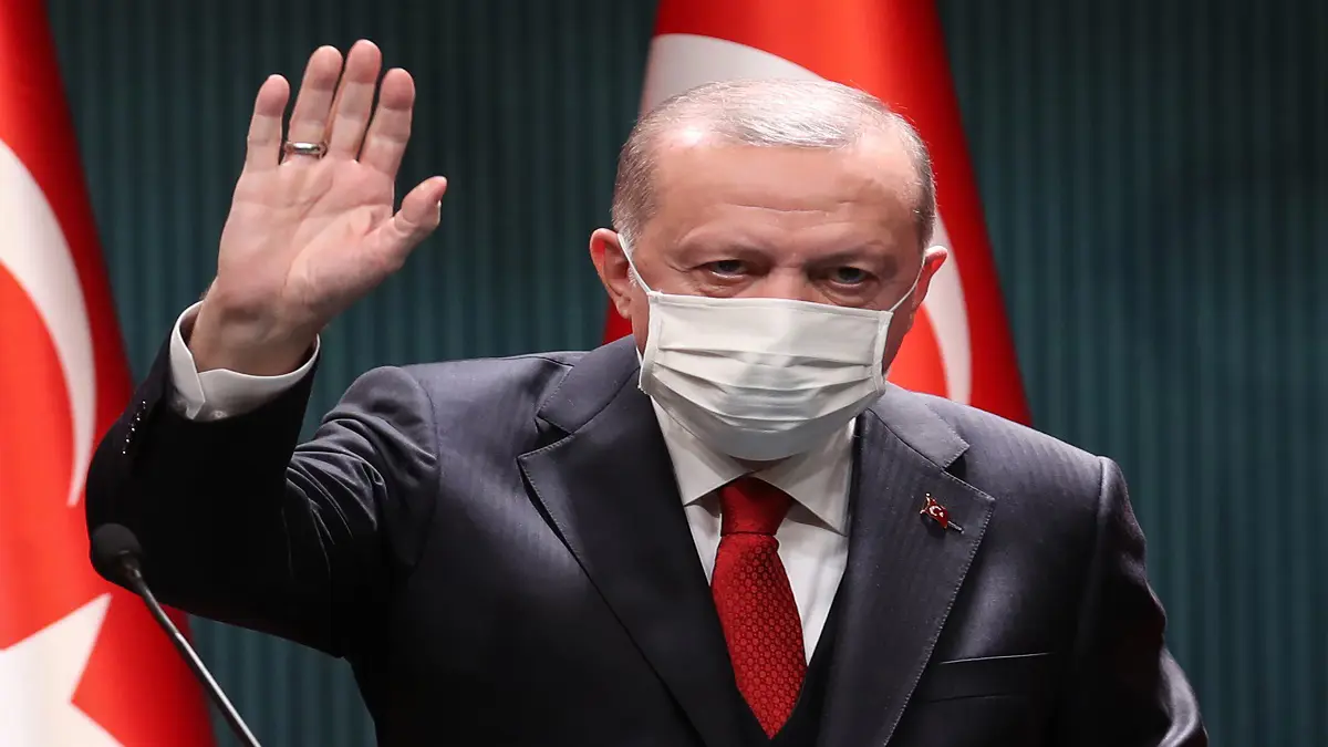 "فاينانشال تايمز": أردوغان يضع العلاقة بين تركيا والاتحاد الأوروبي على حافة الانهيار