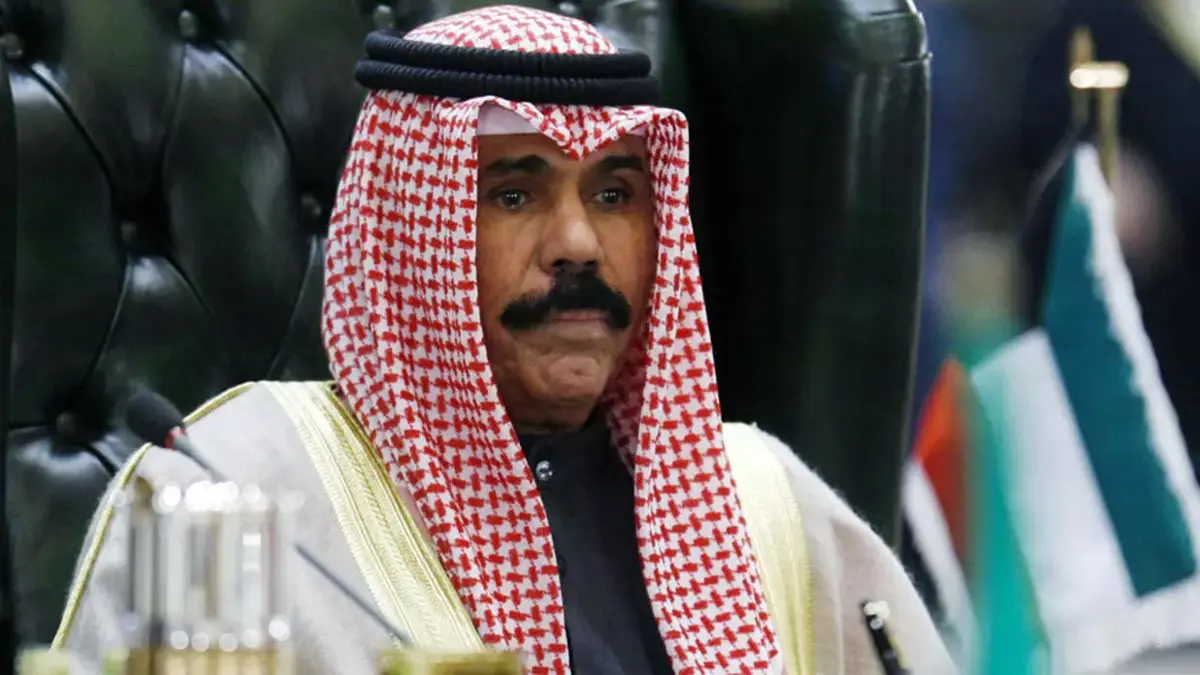 أمير الكويت يقبل استقالة الحكومة‎