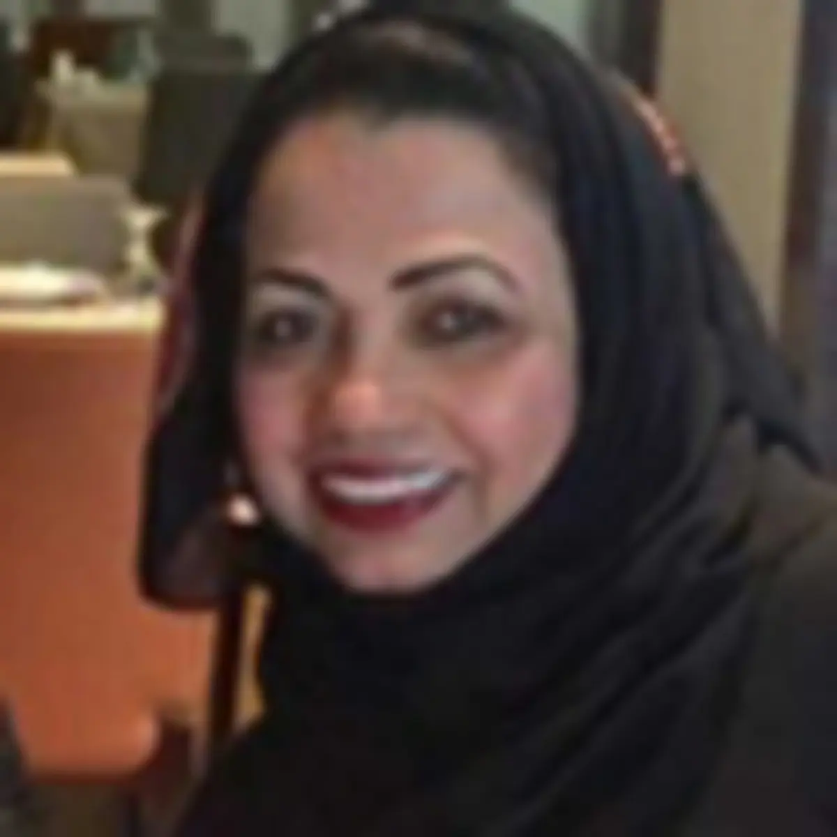 عائشة سلطان
