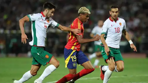 لامين يامال في مباراة غسبانيا ضد بلغاريا
