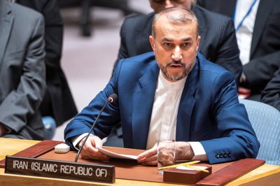 إيران تطالب أوروبا بتوجيه دفة عقوباتها نحو إسرائيل