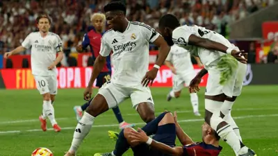 من مباراة ريال مدريد وبرشلونة