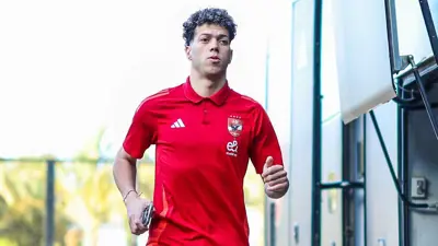إمام عاشور نجم الأهلي المصري
