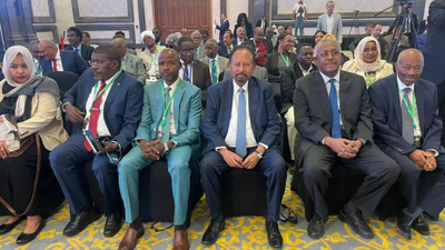  رئيس وزراء السودان السابق عبدالله حمدوك وأعضاء تنسيقية "تقدم"