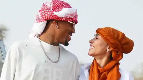 ميليتاو وزوجته في دبي