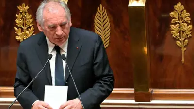  رئيس الوزراء الفرنسي فرانسوا بايرو 