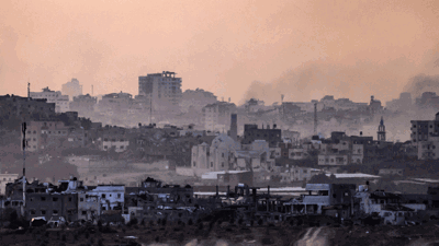 توغل مفاجئ للدبابات الإسرائيلية في أحياء الشجاعية والتركمان والتفاح في غزة
