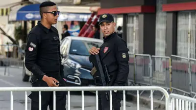 عناصر من الشرطة التونسية