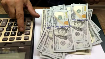أوراق نقدية من فئة الـ100 دولار