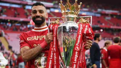 محمد صلاح نجم ليفربول الإنجليزي 
